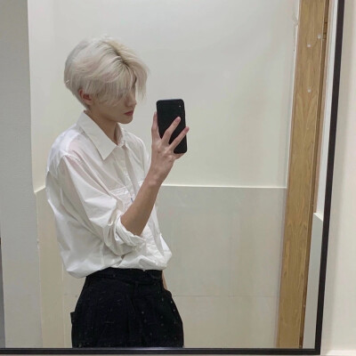 【锦鲤-】男生 头像 自截