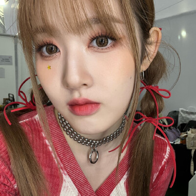 朴莳恩
Minnie
李珠贤
李宥姃