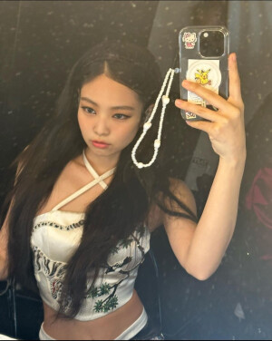 JENNIE/“看一万次也心动”