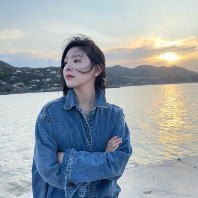 11.19
章若楠头像