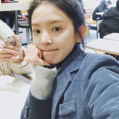 11.19
章若楠头像