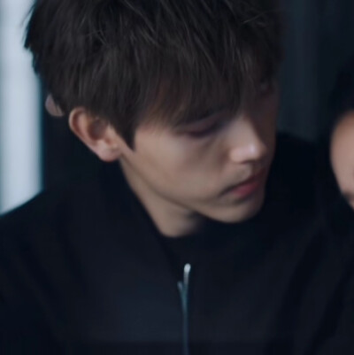 打火机和公主裙