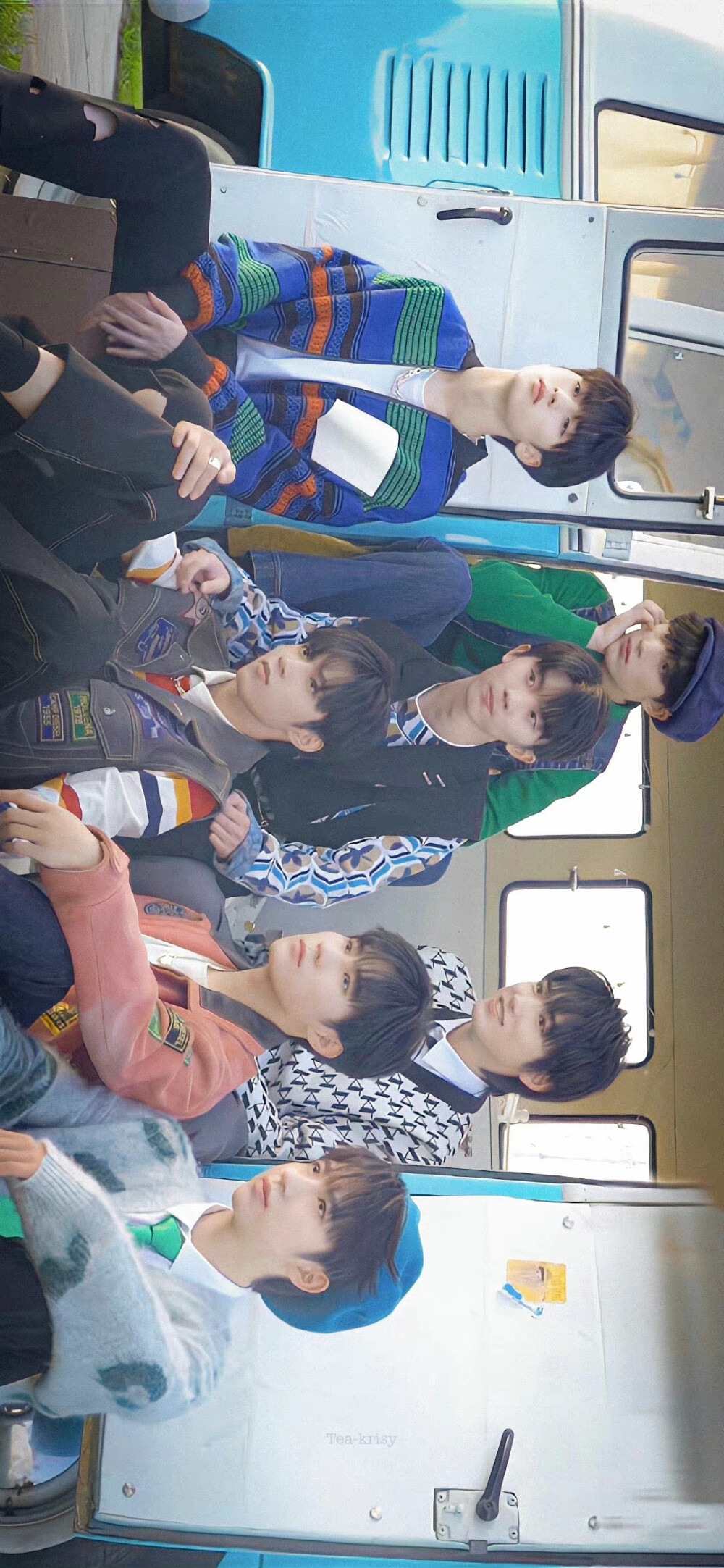 真快啊！都出道三周年了，喜欢小宋也都己经两年了，一路上有很多开心，难过，坎坷但是还要继续下去
希望马嘉祺，丁程鑫，宋亚轩，刘耀文，张真源，严浩翔，贺峻霖捂紧耳朵，向前奔跑吧。未来也会有更多更多的人喜欢你们的。
也希望你们不要忘记初心
祝你们未来可期
也祝及将要过生日的马各生日快乐