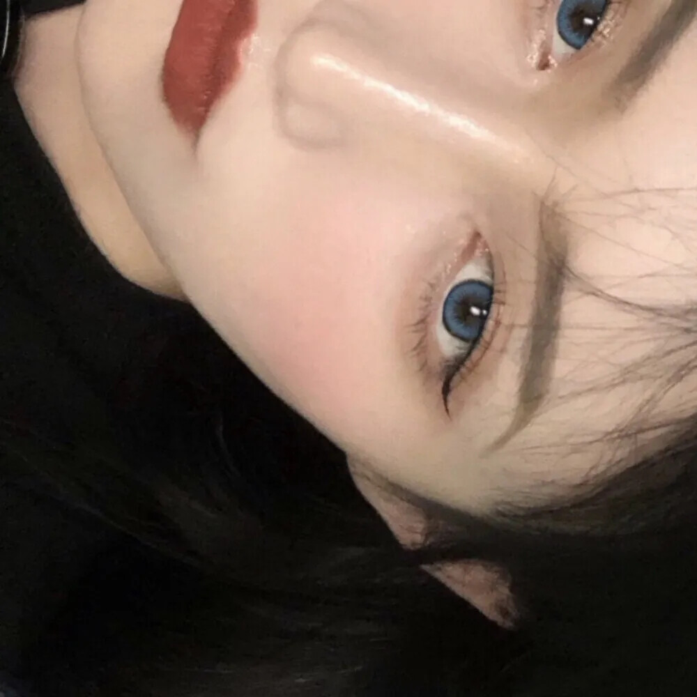 又纯又欲的局部女生头像