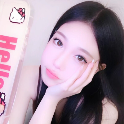 闺蜜头像
dt三色堇儿