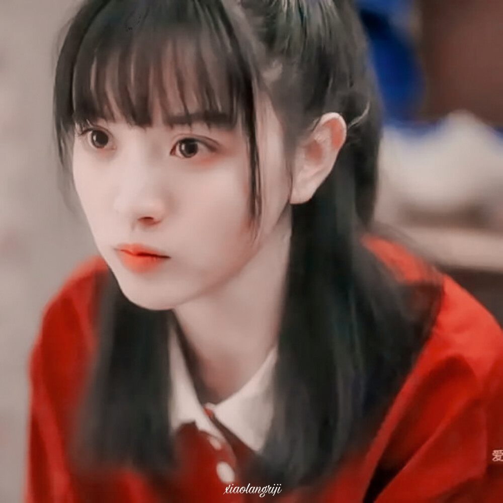 田昕薇
cr.小盛望