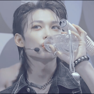 stray kids自截头像～
来源：221018 SKZ-TALKER EP.50
拿图dd～