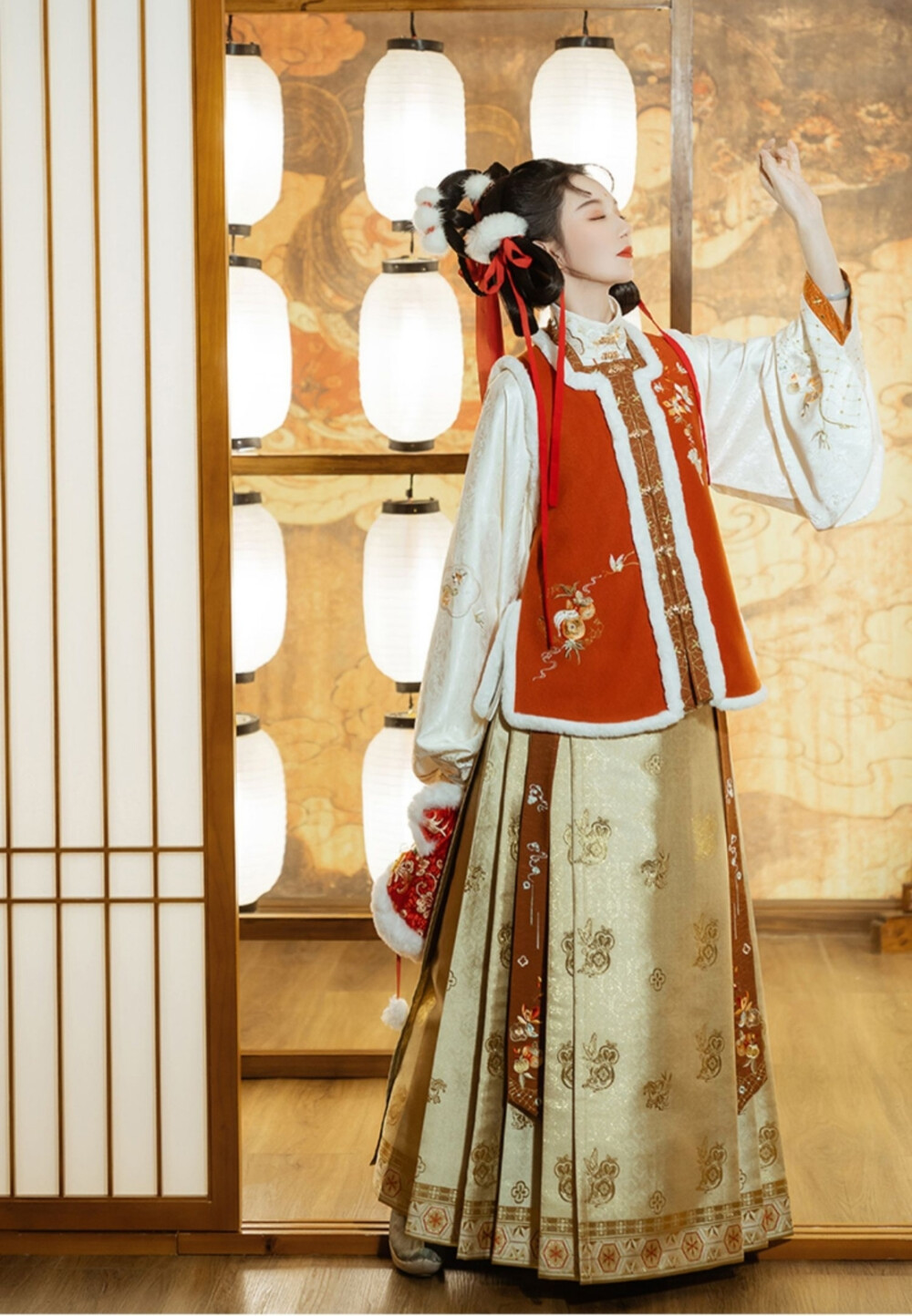 明制 熊猫 柿子
来源：钟灵记