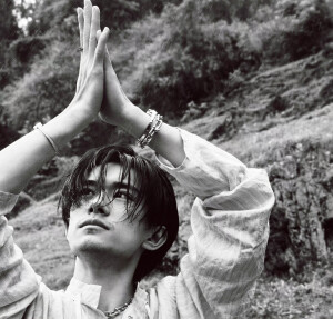 万千宠爱只为你                                 易烊千玺