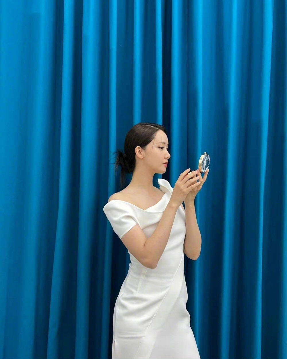 允儿- 堆糖,美图壁纸兴趣社区