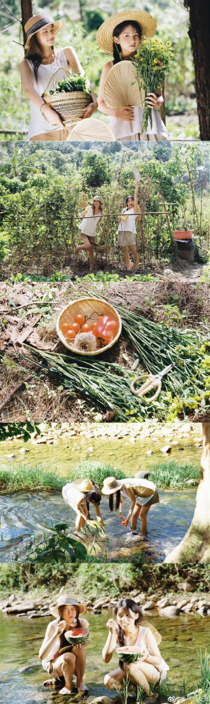 西瓜味的夏天

出镜：@_Rayonna @Aroma_w 
摄影：@拍照的七七 

#海口约拍##三亚约拍##胶片写真# ​