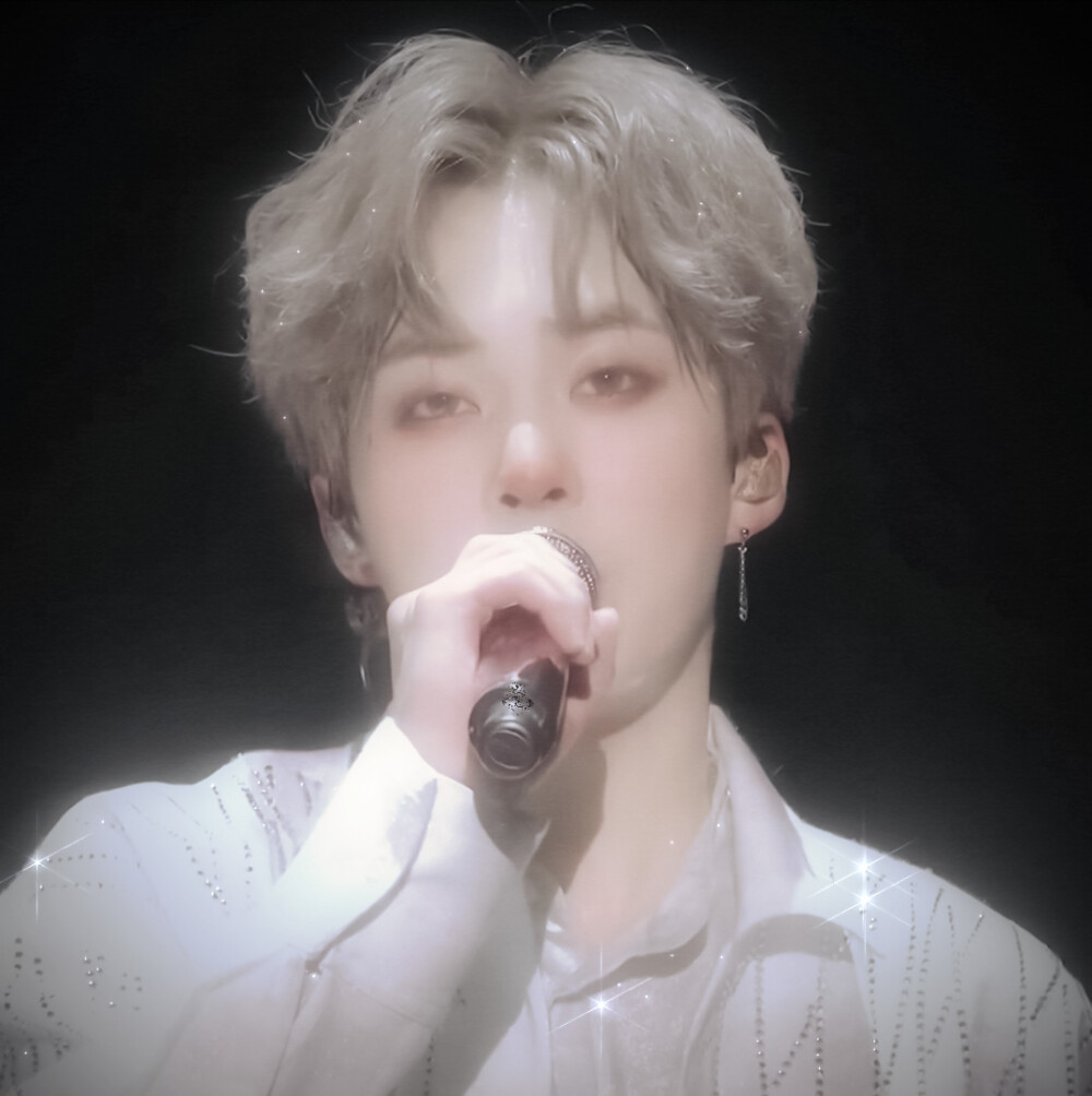  *Moonlight singer.(月光歌者)//金珉锡Xiumin