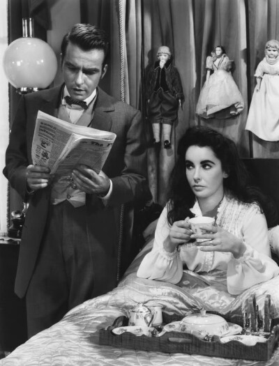 Elizabeth Taylor 伊丽莎白泰勒
1957《雨树县》
