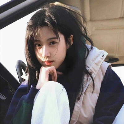 森林的尽头是散落的光