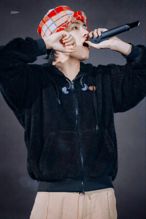 防弹少年团金泰亨