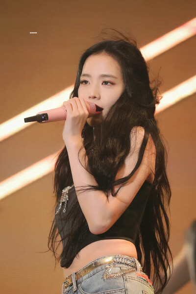 jisoo金智秀
