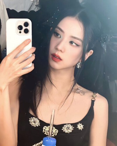 jisoo金智秀