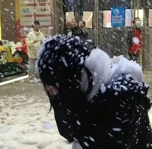 冬天女生头像 雪~