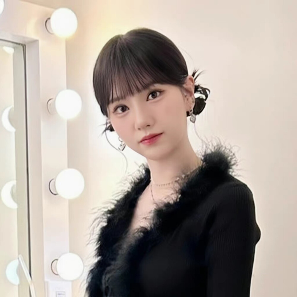 丁恩妃 の 头像 /图源见logo 676767侵删