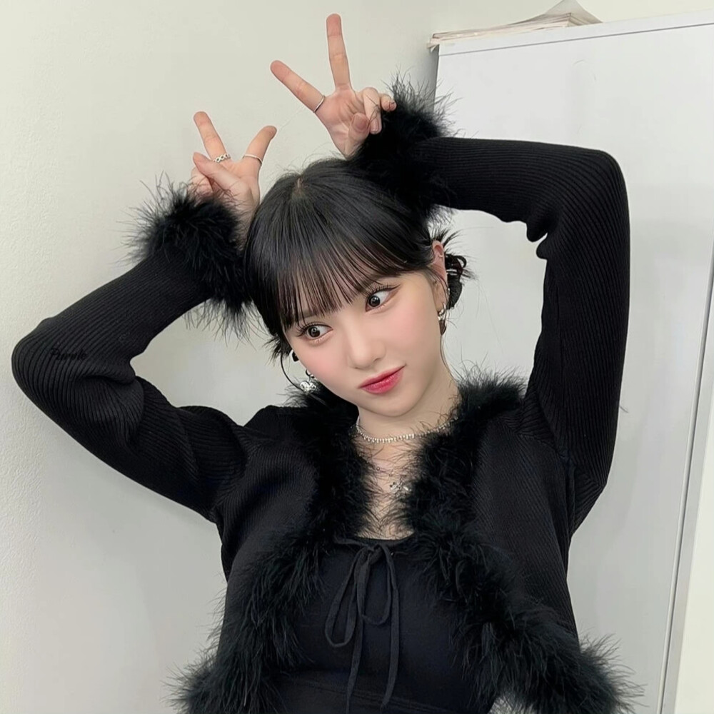 丁恩妃 の 头像 /图源见logo 676767侵删