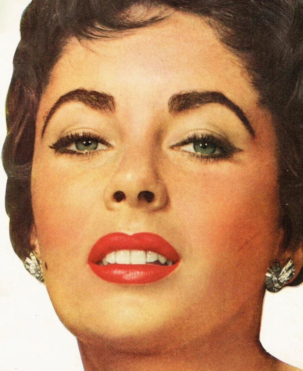 Elizabeth Taylor
