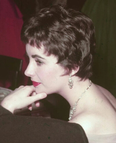 Elizabeth Taylor
