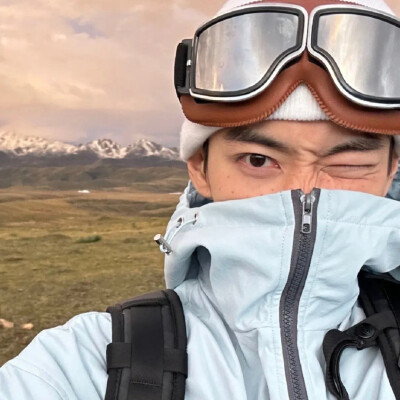 【锦鲤-】男生 头像 自截