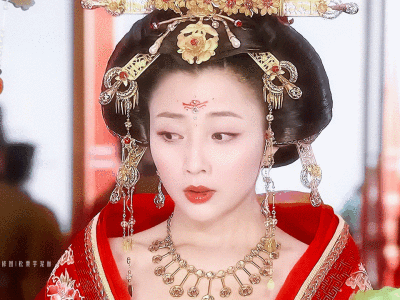 殷桃 | 杨玉环
cr:松栗芋泥酿