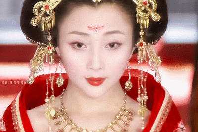 殷桃 | 杨玉环
cr:松栗芋泥酿