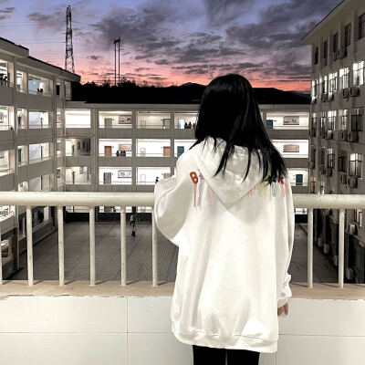 情/女头