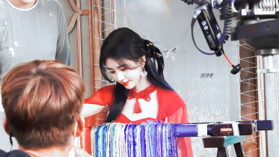 . 鞠婧祎｜Western Region Dancer