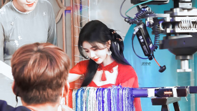 . 鞠婧祎｜Western Region Dancer