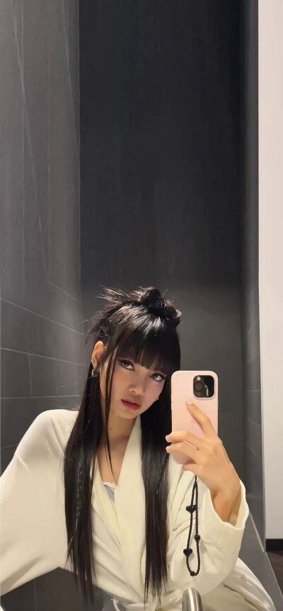 Lisa壁纸