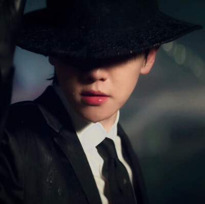 巴山夜雨涨秋池
原鹿小熙