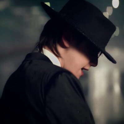 巴山夜雨涨秋池
原鹿小熙