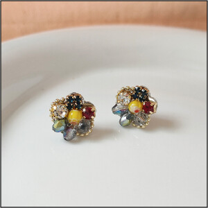 小众日系手作设计玻璃水晶花朵耳钉925银针镀14K耳饰耳环. * 购买:  https://item.taobao.com/item.htm?ft=t&id=695231271680