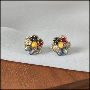 小众日系手作设计玻璃水晶花朵耳钉925银针镀14K耳饰耳环. * 购买:  https://item.taobao.com/item.htm?ft=t&id=695231271680