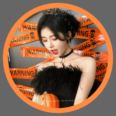 鞠婧祎（圆框）