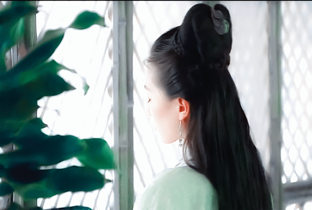 刘诗诗 | 尹双双
cr:望舒寒·