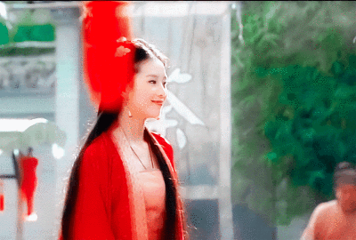 刘诗诗 | 尹双双
cr:望舒寒·