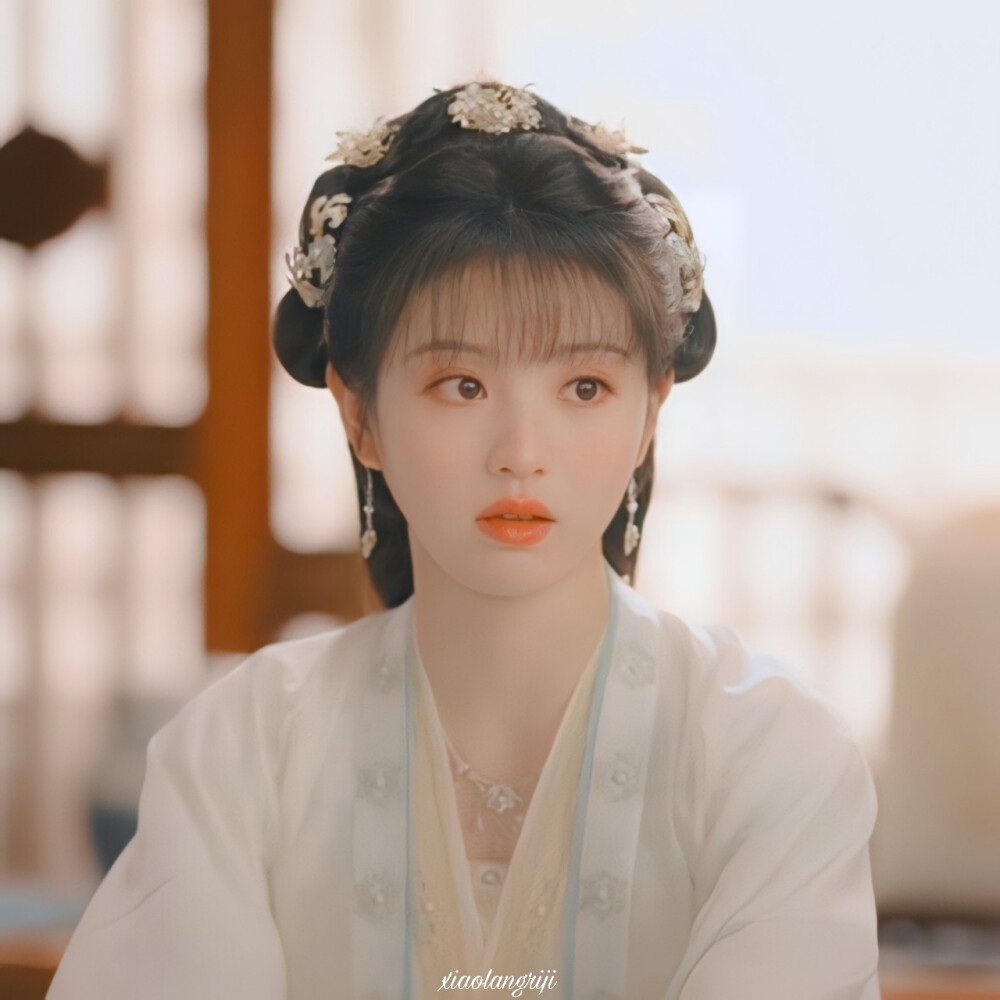 李薇×元英
田昕薇×刘令姿