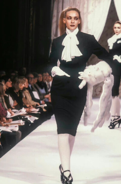 Nina Ricci FW 1996 ​​​​