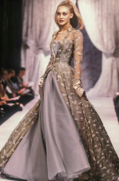 Nina Ricci FW 1996 ​​​​