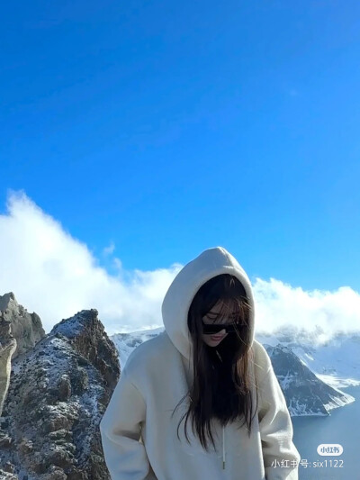 感谢三年陪伴，永不相见，永不联系！！！
愿山河无恙，人间皆安，顺顺利利，健健康康！