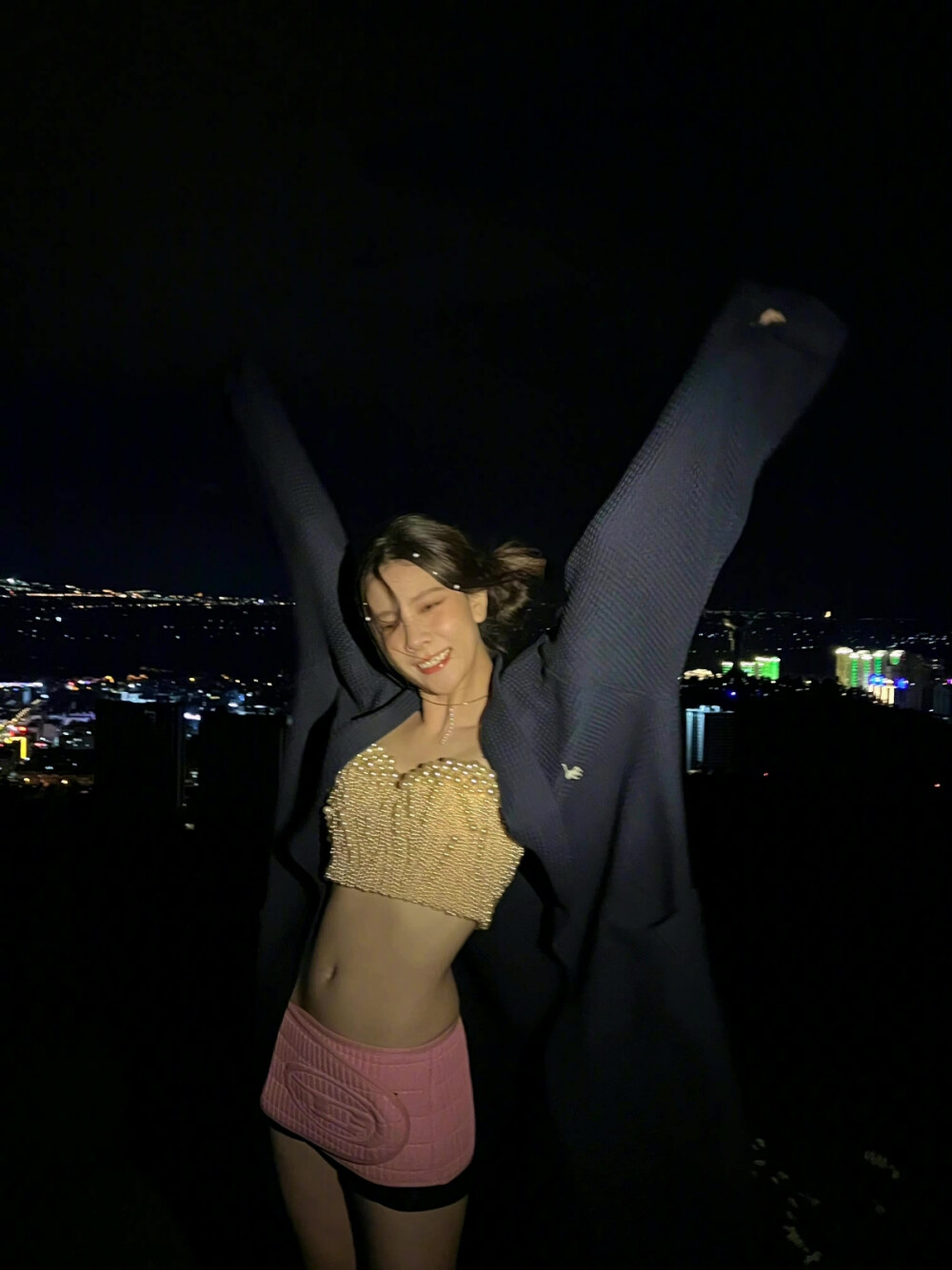 壁纸宋妍霏cc赞评论更多