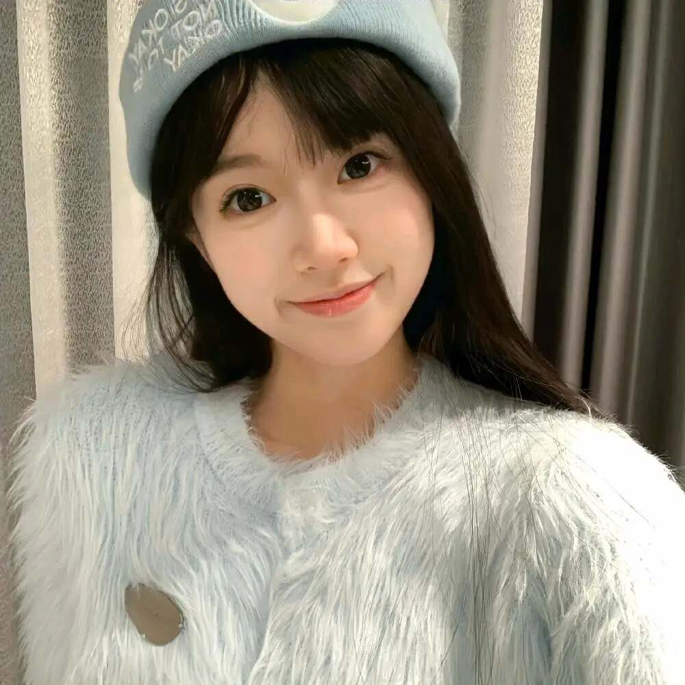 女生头像 早啊 万事胜意