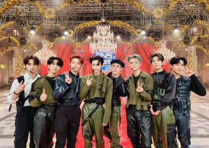 straykids 221214官方更新FNS后台照