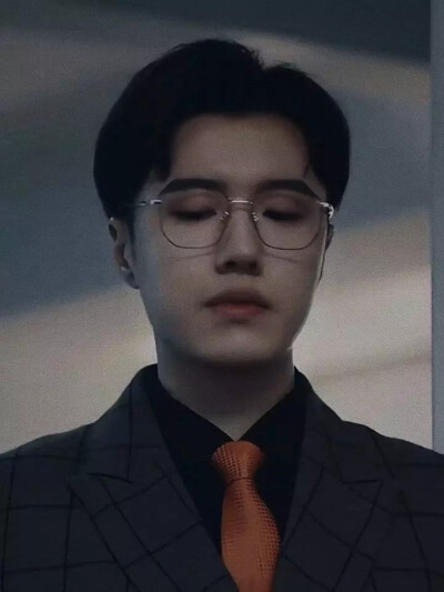 张哲华