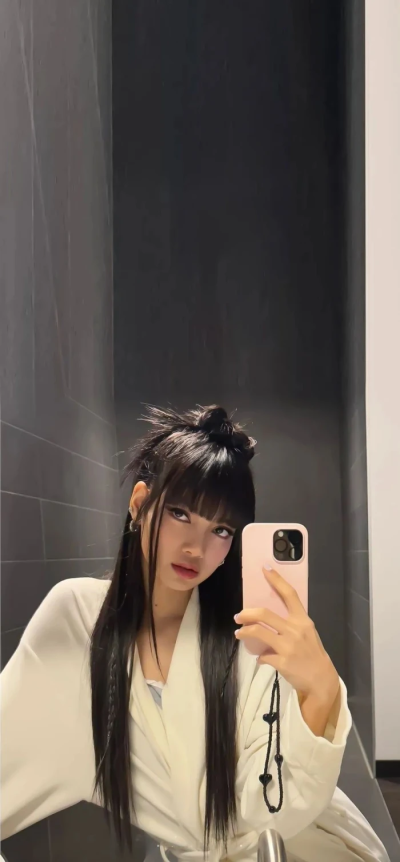 遇见你我才知道原来追星也可以如此的美好…
