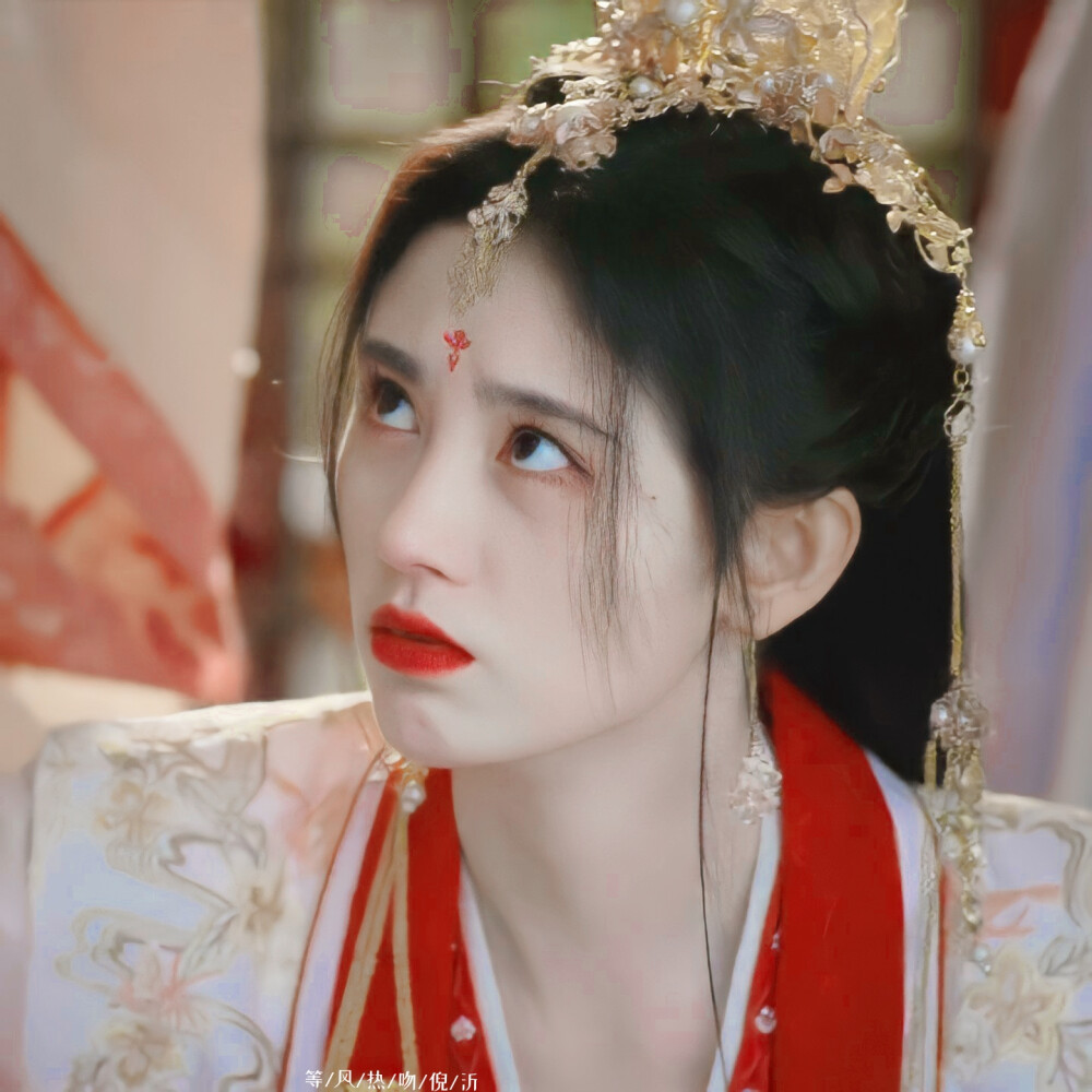 鞠婧祎*傅容
原vb.椿恋小祎